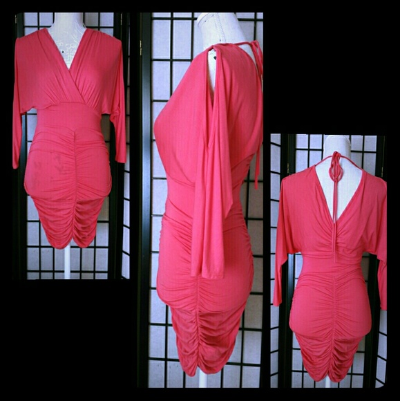 Cameo USA Dresses & Skirts - SEXY Ruching Cold Shoulder Dress